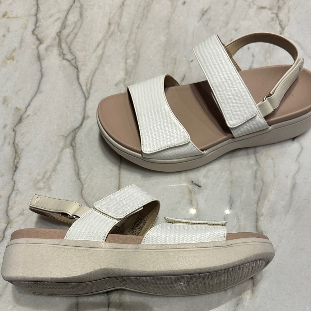 Vionic Fay Platform Sandals, size 8.5